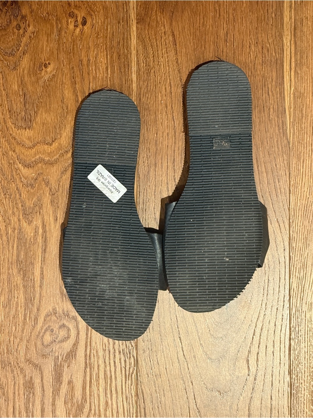 Havaianas St. Tropez Black Satin Bow Slide Sandals - Women 39/40 - Picture 3 of 4